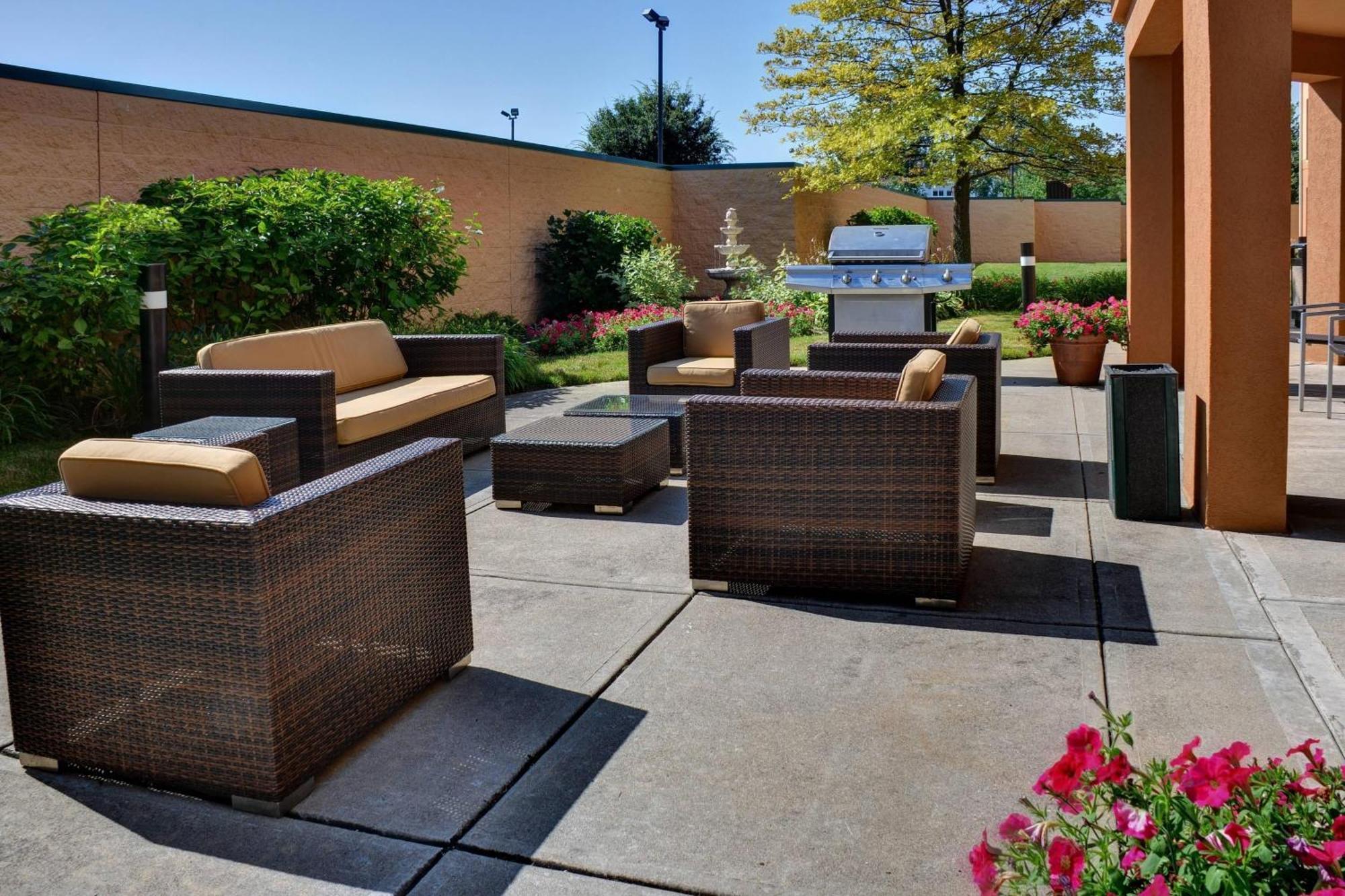 Hotel Courtyard By Marriott Indianapolis South Extérieur photo